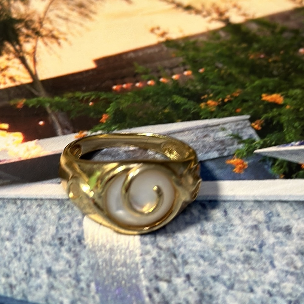 Rare Carribean Opal 14K Yellow Italian Gold Stamped Ring with Swirl - Picture 12 of 15